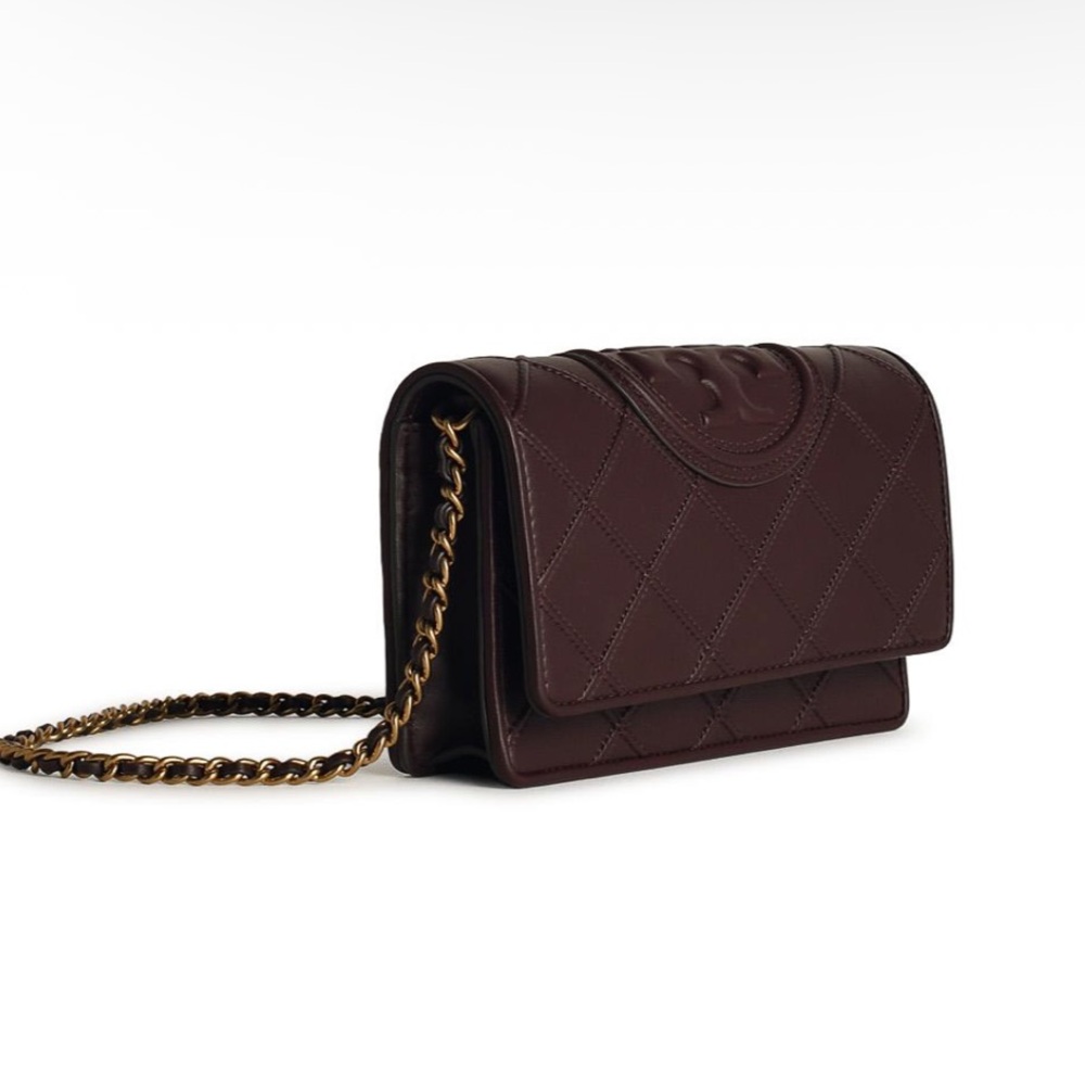 Tory Burch Logo Embossed Quilted Fleming Crossbody Bag In Alborossa Burgundy.